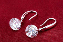 Crystal Earrings - 8mm - MOMOA