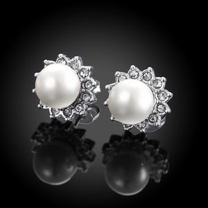 18K White Gold Plated Pearl Star Studded Earrings - MOMOA