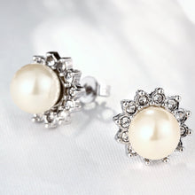 18K White Gold Plated Pearl Star Studded Earrings - MOMOA